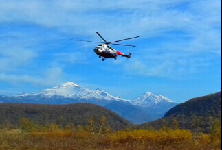  Helicopter excursion to "Nalychevo" Nature Park with the flight over Koryaksky, Avachinsky and Zhupanovsky volcanoes