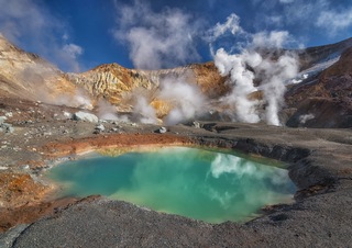 Acid lake of Mutnovsky